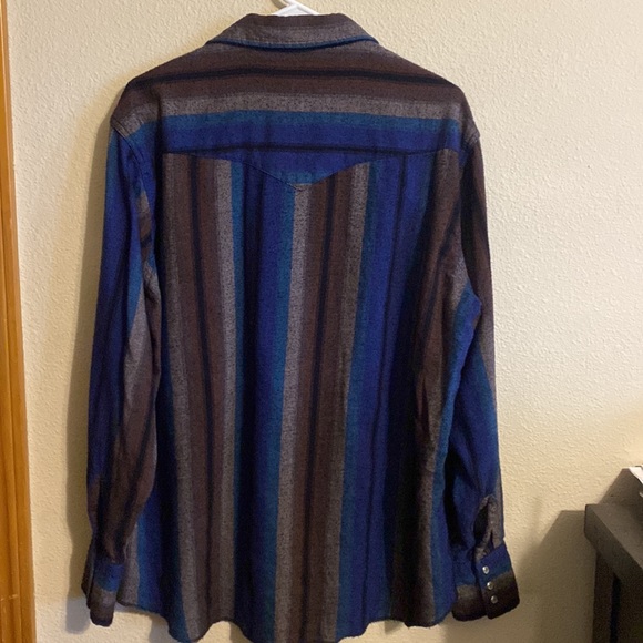 Wrangler western snap button down shirt size XL - Picture 5 of 5